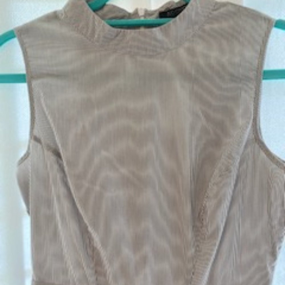 Top - Picture 2 of 3